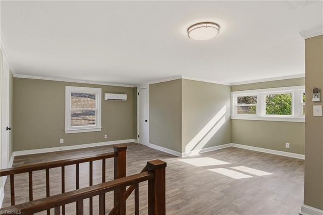 2714 N Glenn Avenue, Winston-salem, NC 27105