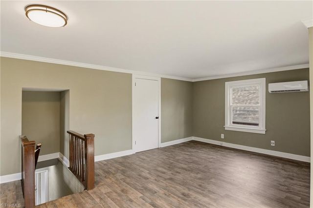 2714 N Glenn Avenue, Winston-salem, NC 27105