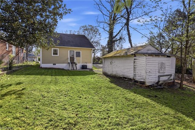 2714 N Glenn Avenue, Winston-salem, NC 27105