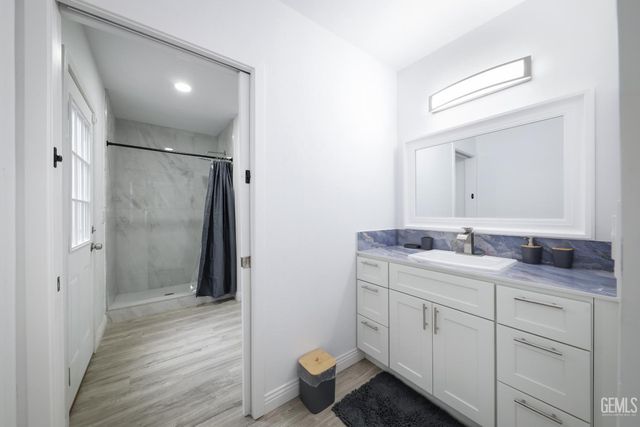 501 Magnolia Avenue, Bakersfield, CA 93305