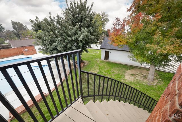 501 Magnolia Avenue, Bakersfield, CA 93305