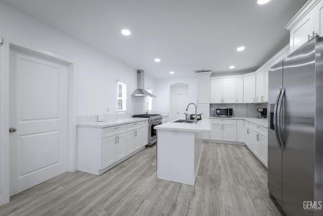 501 Magnolia Avenue, Bakersfield, CA 93305