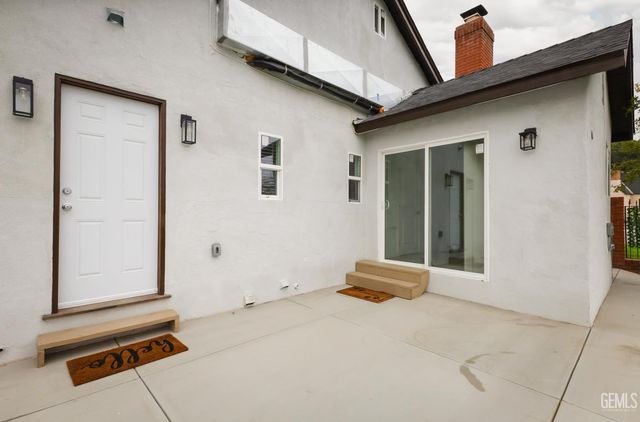 501 Magnolia Avenue, Bakersfield, CA 93305