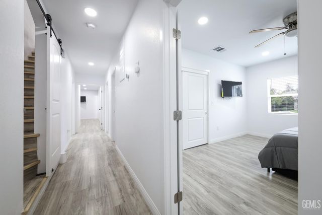 501 Magnolia Avenue, Bakersfield, CA 93305