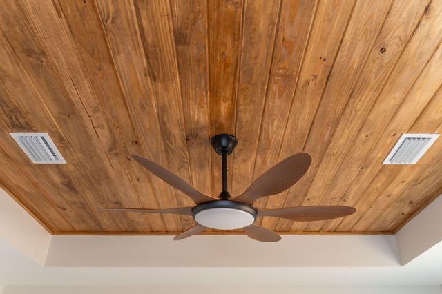 3201 Liz Court, Crestview, FL 32539