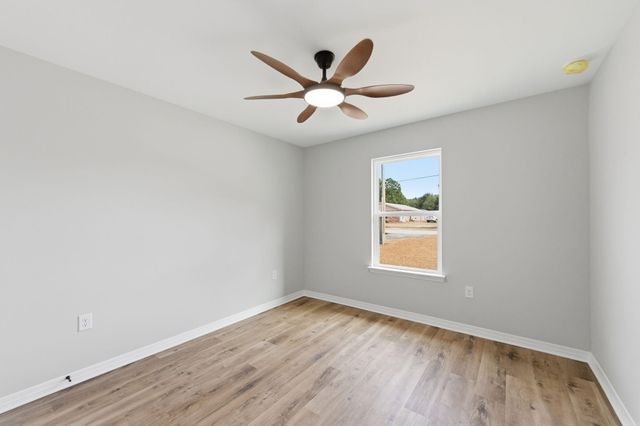 3201 Liz Court, Crestview, FL 32539