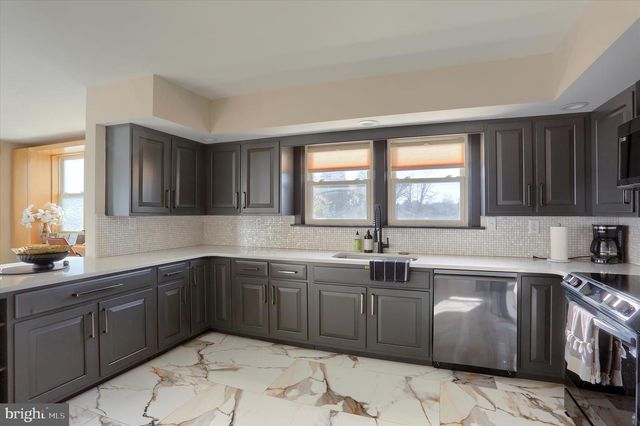 1427 SHOPES CHURCH RD RD, Hummelstown, PA 17036