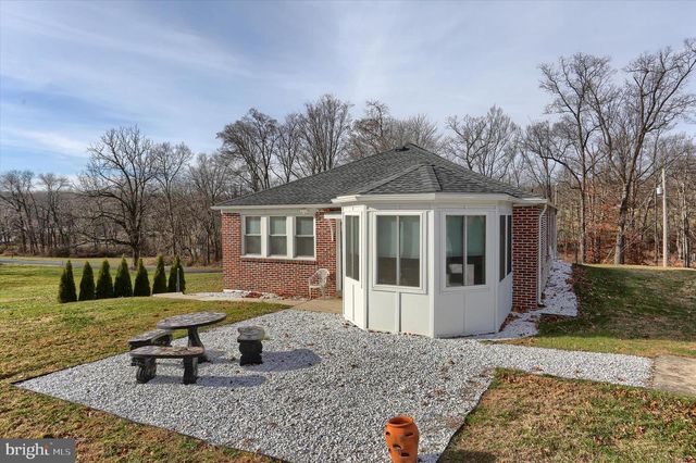 1427 SHOPES CHURCH RD RD, Hummelstown, PA 17036