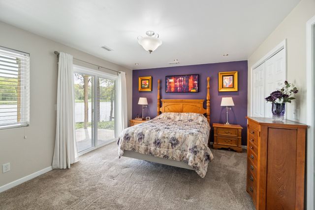 8412 Lakeshore Drive, Dexter, IA 50070