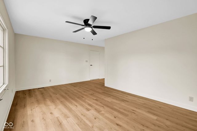 3050 Lucas Way, Columbus, IN 47203