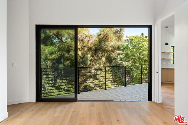 3427 Bonnie Hill Drive, Los Angeles, CA 90068