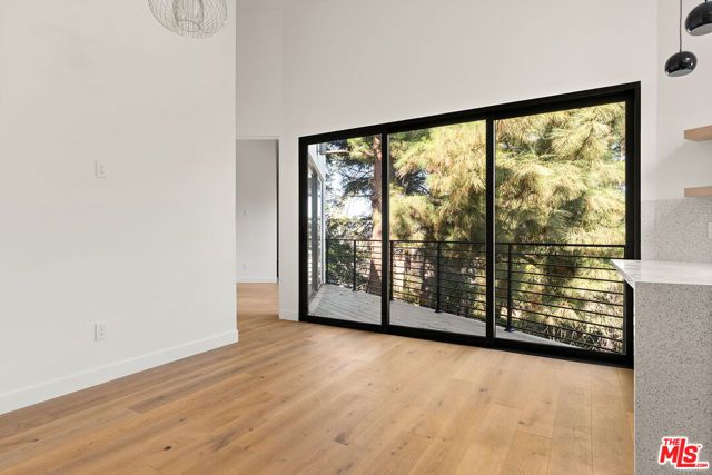 3427 Bonnie Hill Drive, Los Angeles, CA 90068