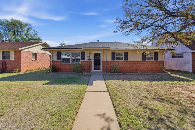 310 N Park Road, Hobart, OK 73651