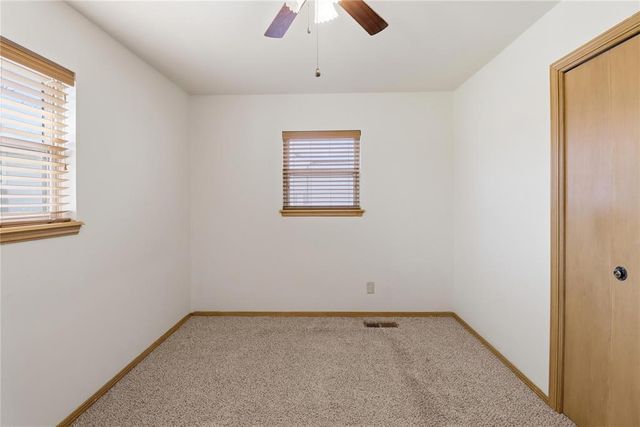 310 N Park Road, Hobart, OK 73651