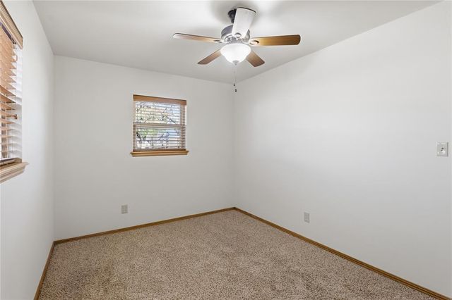 310 N Park Road, Hobart, OK 73651