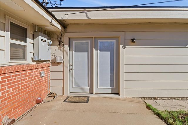 310 N Park Road, Hobart, OK 73651