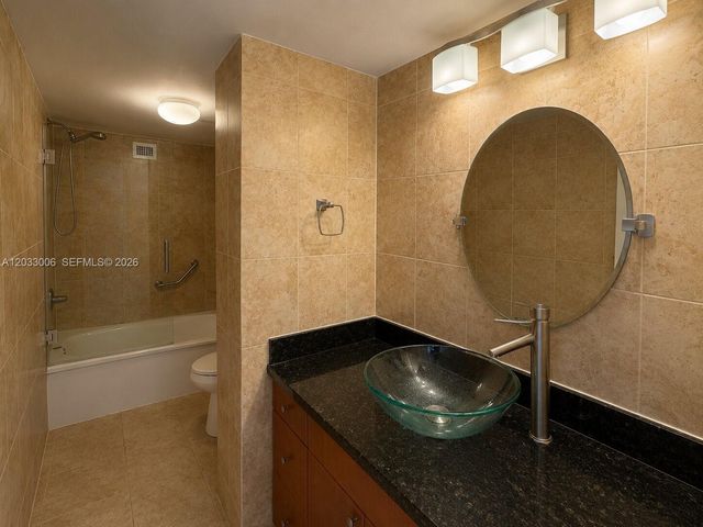 1000 Parkview Drive 415, Hallandale Beach, FL 33009