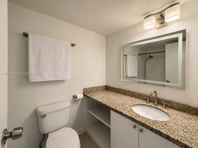 1000 Parkview Drive 415, Hallandale Beach, FL 33009
