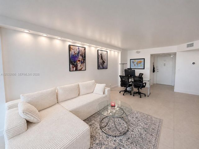 1000 Parkview Drive 415, Hallandale Beach, FL 33009