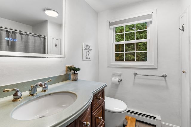 16 Jasmine Rd, Medway, MA 02053