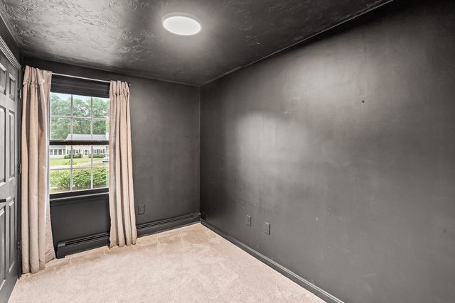 16 Jasmine Rd, Medway, MA 02053