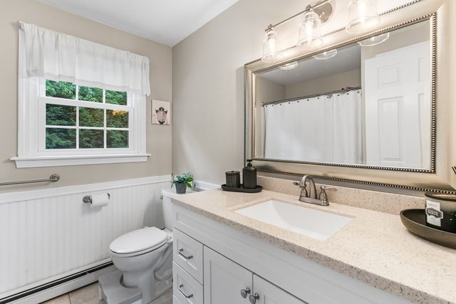 16 Jasmine Rd, Medway, MA 02053