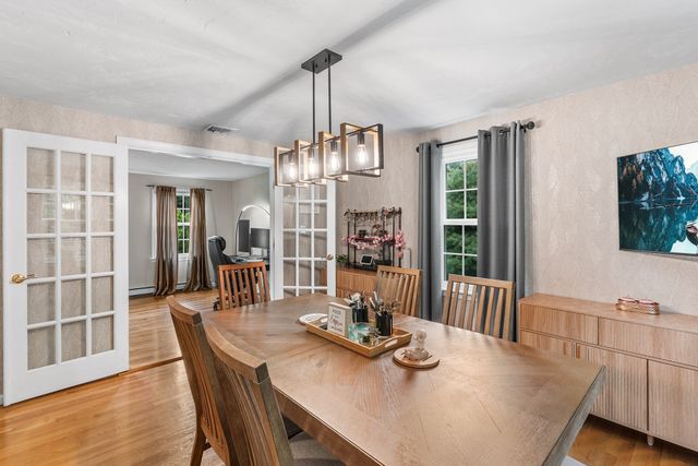 16 Jasmine Rd, Medway, MA 02053
