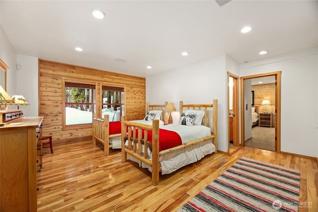 27 Alpental Strasse, Snoqualmie Pass, WA 98068