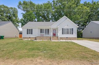 3873 Perthshire Ln, Colonial Heights, VA 23834