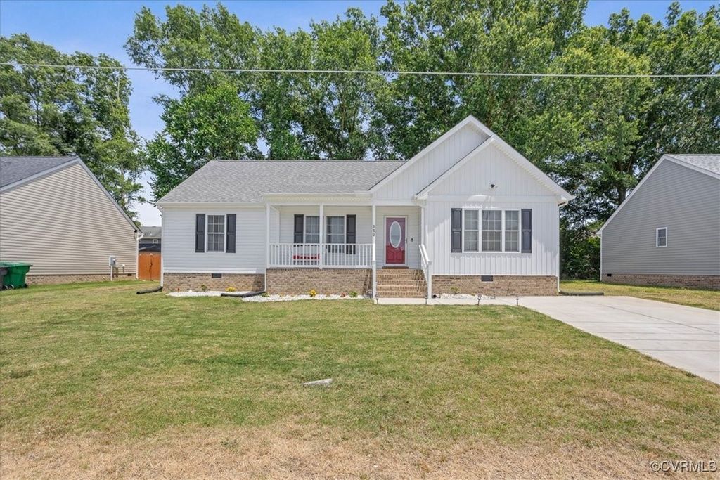 3873 Perthshire Ln, Colonial Heights, VA 23834