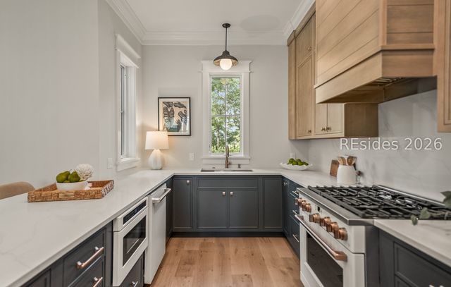 209 Harborview Dr, Beaufort, SC 29907