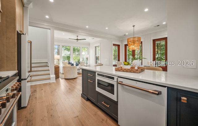 209 Harborview Dr, Beaufort, SC 29907