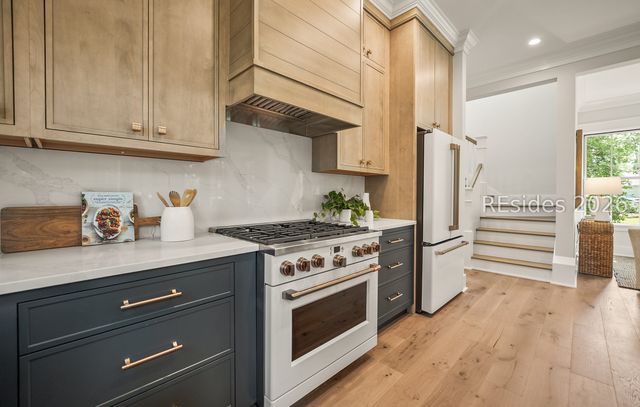 209 Harborview Dr, Beaufort, SC 29907