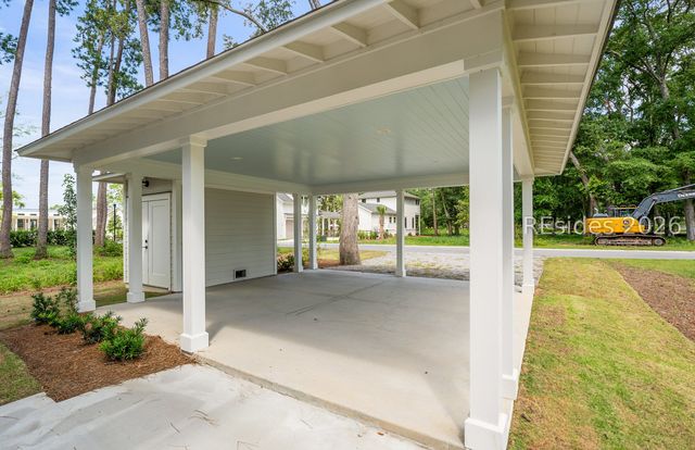 209 Harborview Dr, Beaufort, SC 29907