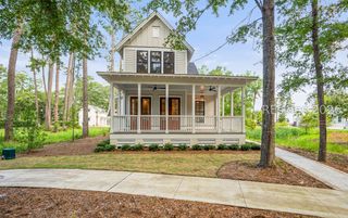 209 Harborview Dr, Beaufort, SC 29907