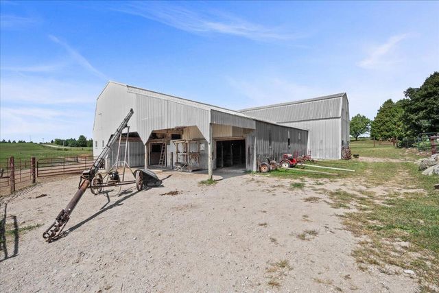 W1731 Kiel ROAD, New Holstein, WI 53061