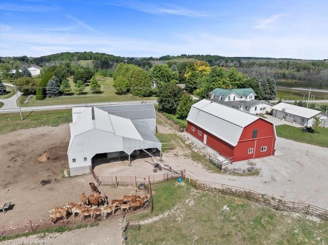 W1731 Kiel ROAD, New Holstein, WI 53061