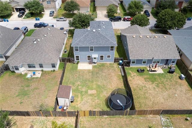 18425 Crestwind LN, Elgin, TX 78621