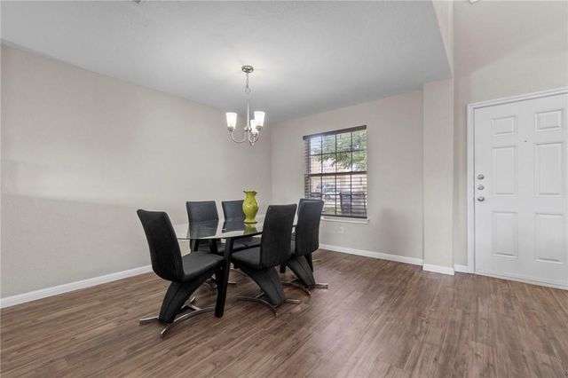 18425 Crestwind LN, Elgin, TX 78621