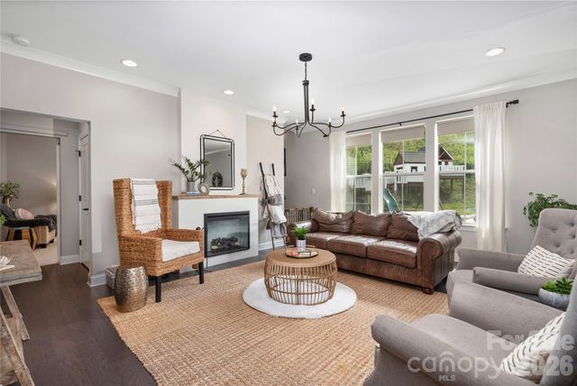 123 Country Lake Drive, Mooresville, NC 28115