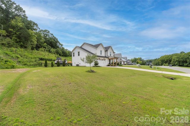 123 Country Lake Drive, Mooresville, NC 28115