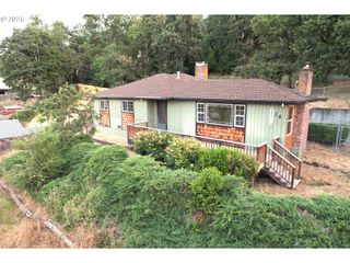 914 Nw HILL Ave, Roseburg, OR 97471