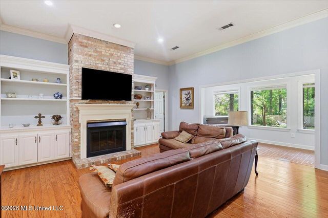 217 Oak Hollow Drive, Madison, MS 39110