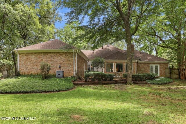 217 Oak Hollow Drive, Madison, MS 39110