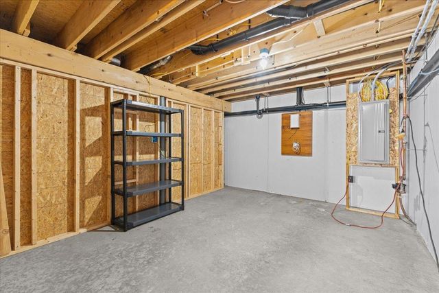 13 Butternut Circle, Milton, VT 05468