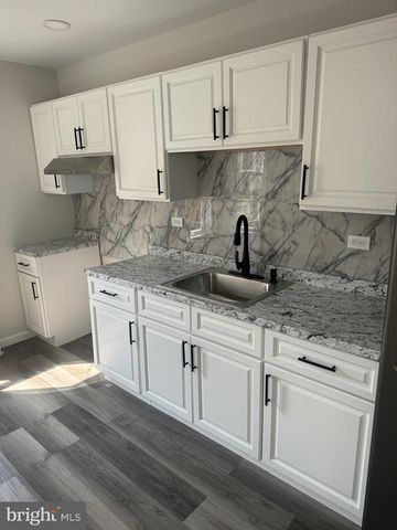 926 MUHLENBERG ST, Reading, PA 19602