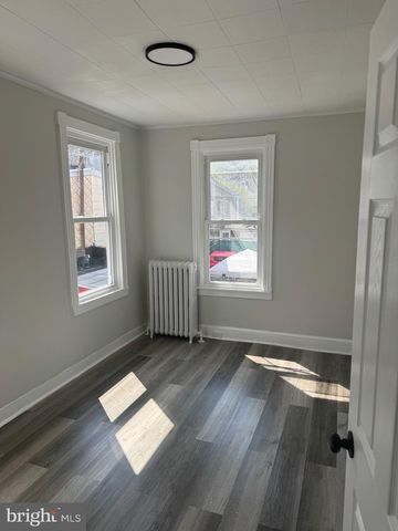 926 MUHLENBERG ST, Reading, PA 19602