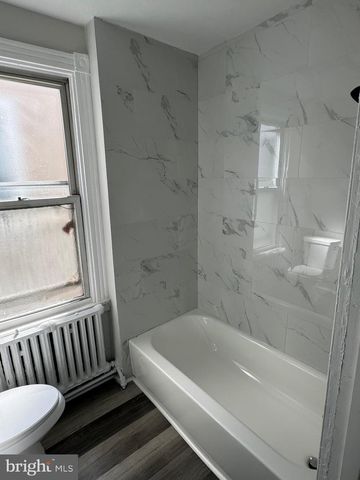 926 MUHLENBERG ST, Reading, PA 19602
