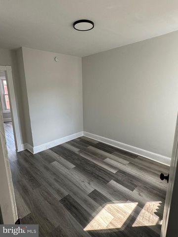926 MUHLENBERG ST, Reading, PA 19602