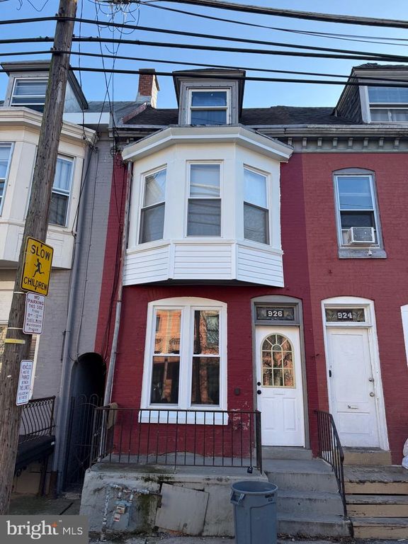 926 MUHLENBERG ST, Reading, PA 19602